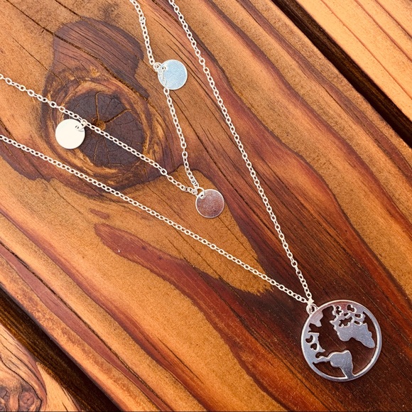 Wanderlust ♡ Necklace - Picture 3 of 8